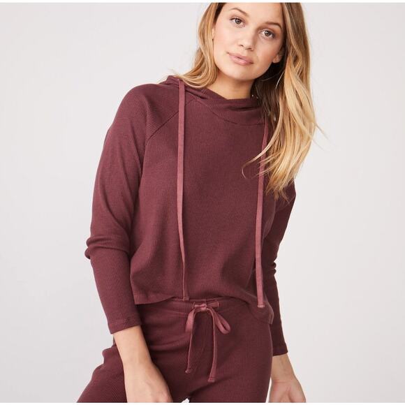 Monrow Sweaters - MONROW Cassidy Ribbed Layered Cross Back Hem Hoodie